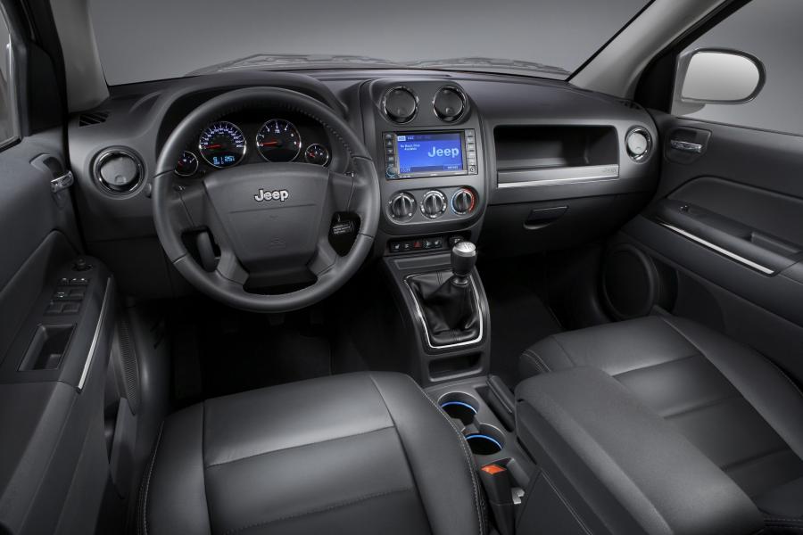  Jeep Compass 2009 года  (фото 27 из 29)